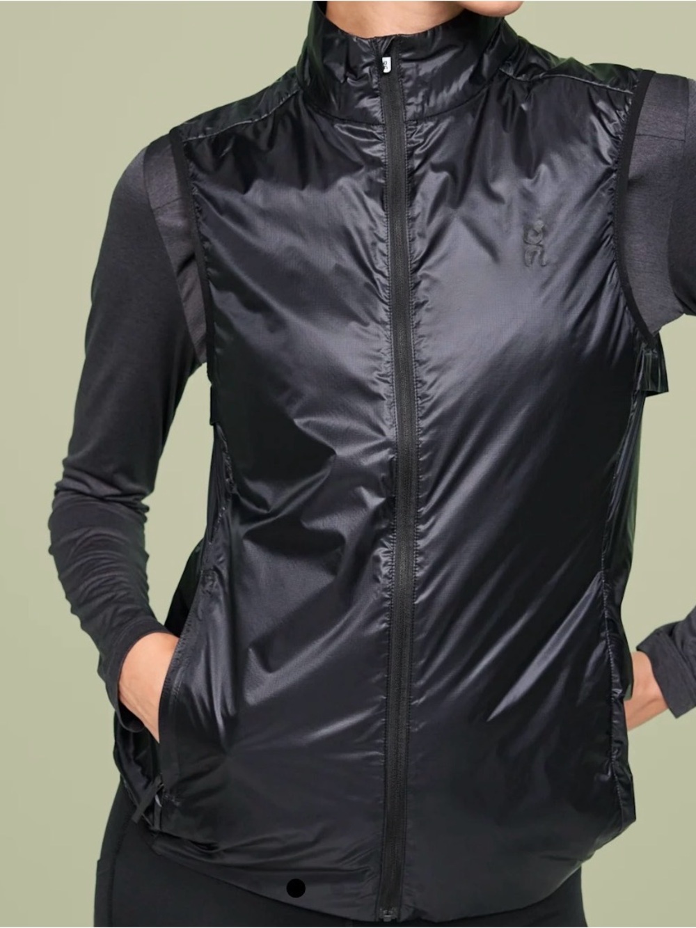 On Cloud Weather Vest View 2